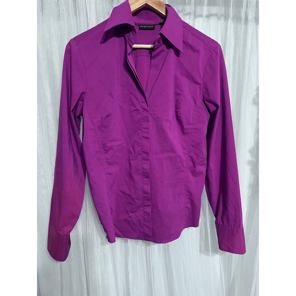 New York & Company Stretch Magenta Purple Button Down Shirt Womens Medium Slim